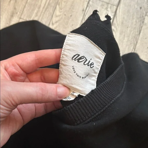 Aerie Classic Black Pullover size XL - Picture 2 of 5